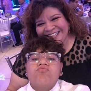 Meet your Posher, Rocio